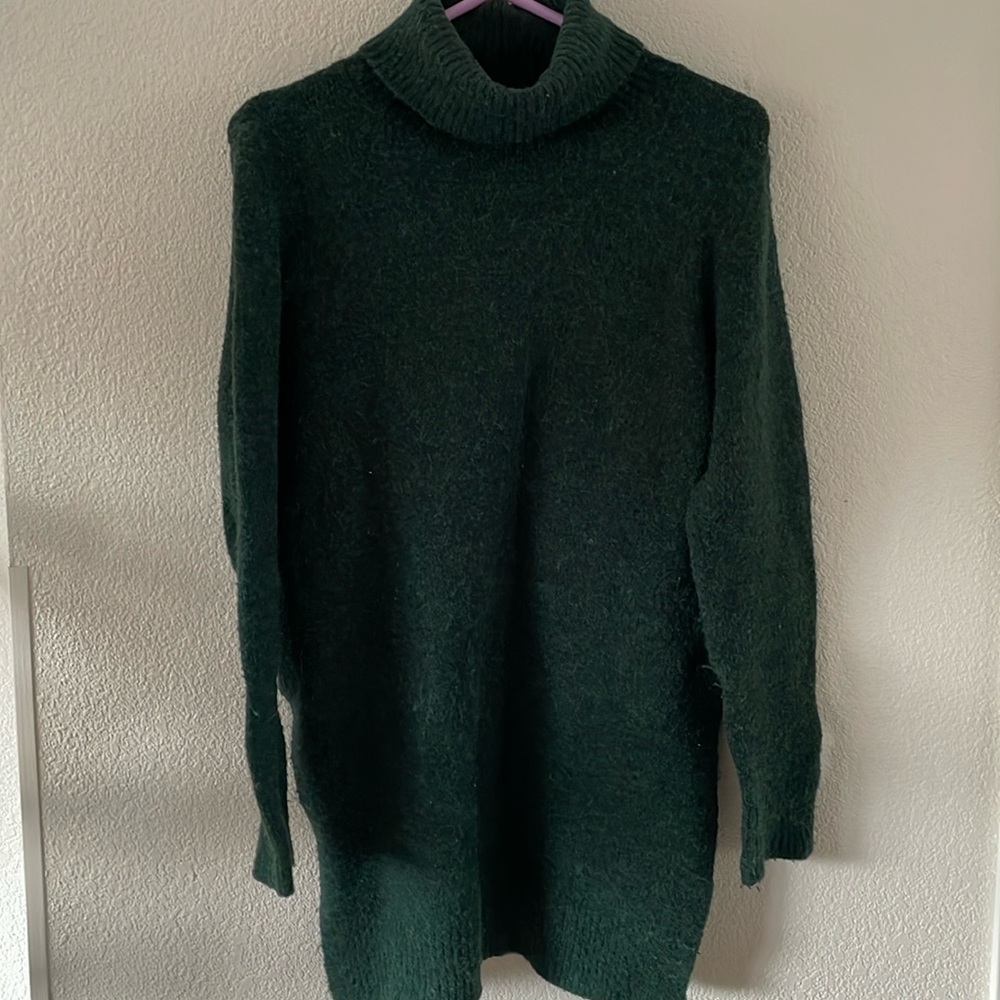 Forever 21 Green Turtleneck Sweater Dress